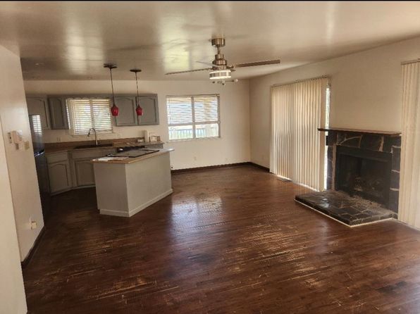 4609 Bay View Dr