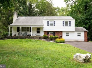 122 County Line Rd, Lansdale, PA 19446