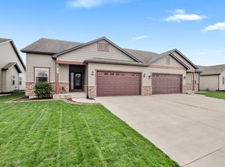 514 E Spruce St, Chatham, IL 62629