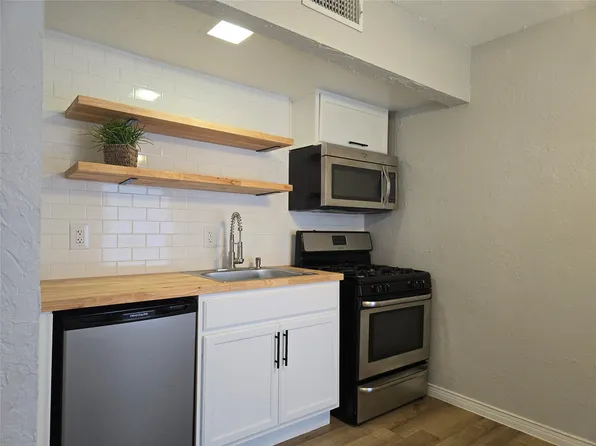 15927 Stillwood St APT 2093, Dallas, TX 75248