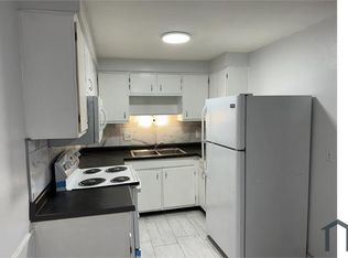 3033 Reeves Ave, Lorain, OH 44052