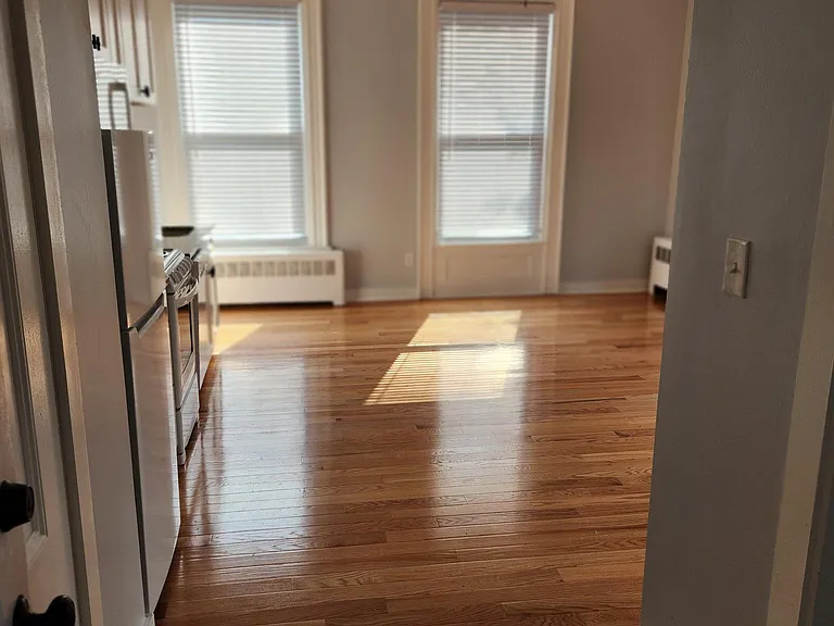 172 Prospect St #2 — Photo 8