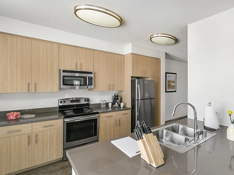Cirrus Redwood City — Photo 18