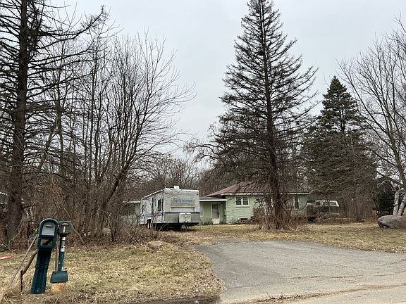 3rd image of 4190 S Lotz Rd