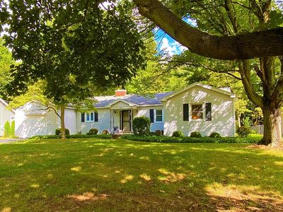135 Kenmore Ln, Rochester, NY, 14617