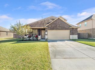 18722 Deer Trace Dr, Crosby, TX 77532