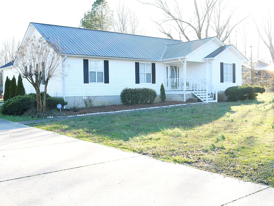 1st image of 3826 Highpoint Rd