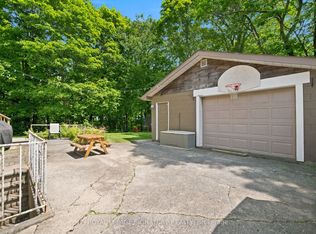 531 Rodd Ave, Pickering, ON L1W2B1