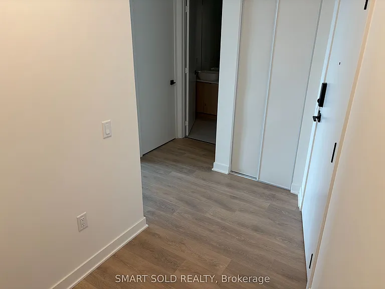 1185 Dupont St #1403 — Photo 33