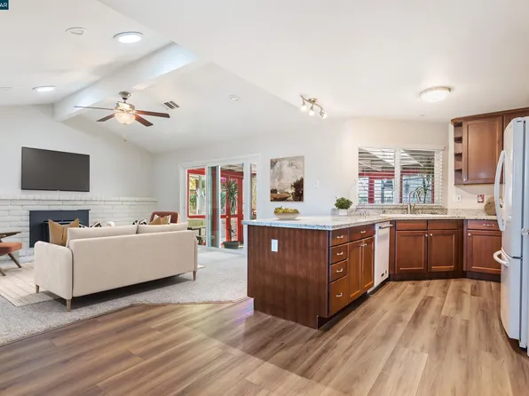 2218 Serrano Way, Pittsburg, CA 94565