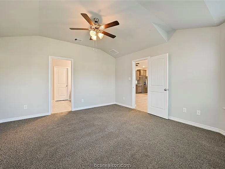2115 Chief St — Photo 10