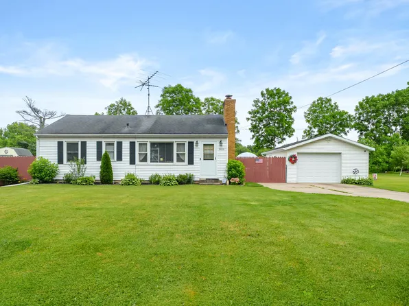 9809 S Sprinkle Rd, Portage, MI 49002