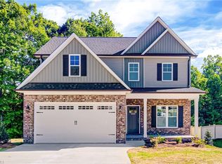 3250 Farm Bell Ln, Winston Salem, NC 27127