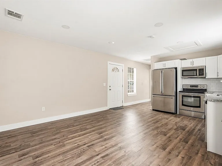 3822 Lila St — Photo 6