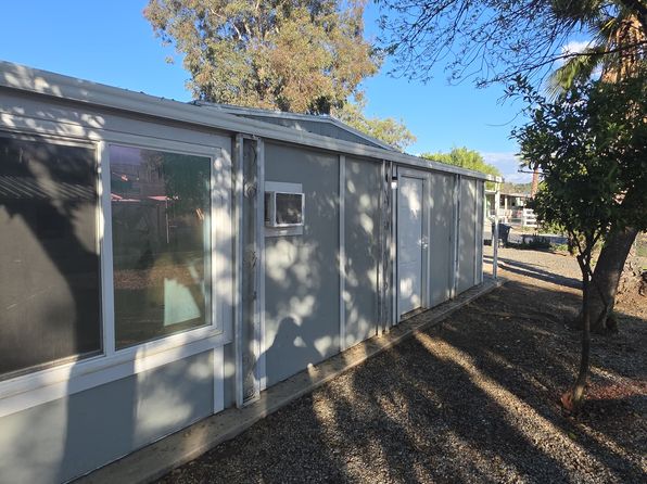 25131 Avenida Vizcaya