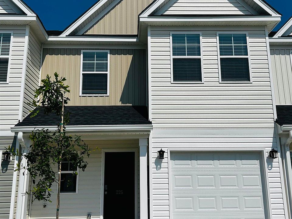 1st image of 226 Carillo Dr