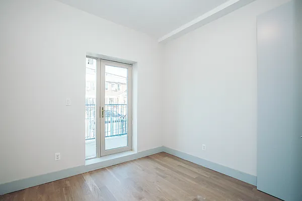 Rented by Nooklyn NYC LLC | media 28