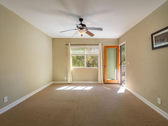4th image of 609 Canada St APT H