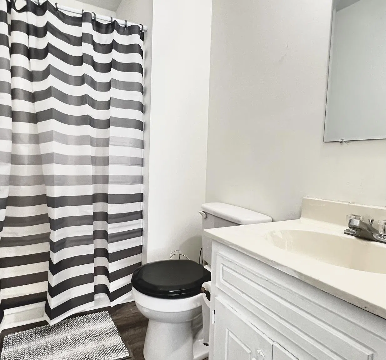 7 bed, 1628 sqft, $750 — Photo 4