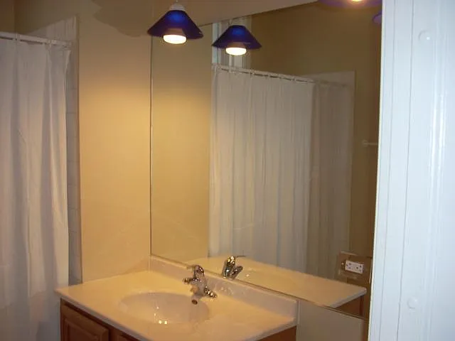 1020 W Wellington Ave #3 — Photo 8