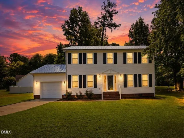 400 Thorndale Dr, Dunn, NC 28334
