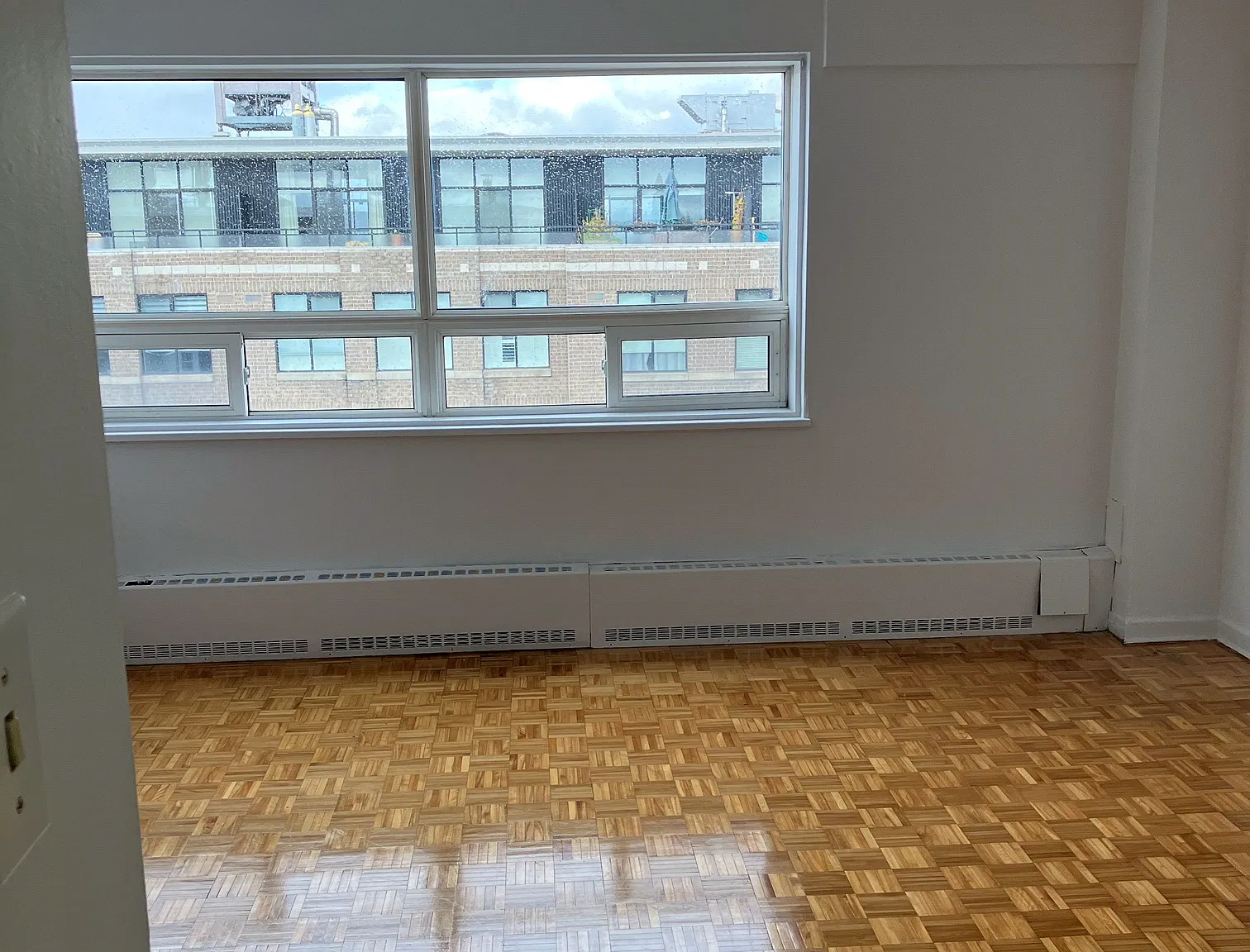 Julian Apartments — Photo 4