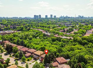 20 Saddletree Dr, Toronto, ON M2H 3L3