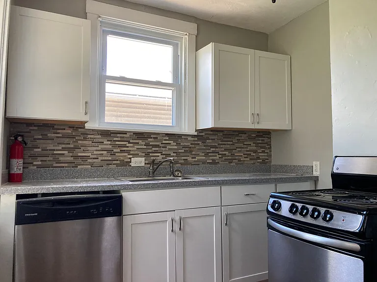 3056 Pinehurst Avenue — Photo 1