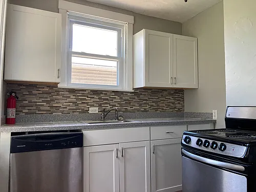 3056 Pinehurst Avenue Photo 1