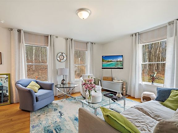 4th image of 760 E Miller Rd