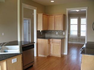 920 Pioneer Dr, Silverton, OR 97381