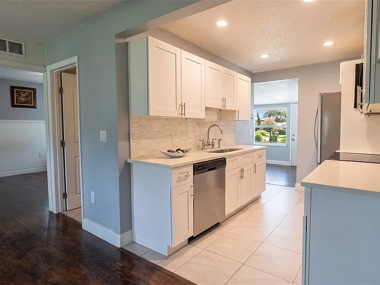 710 Kentucky Ave — Photo 5