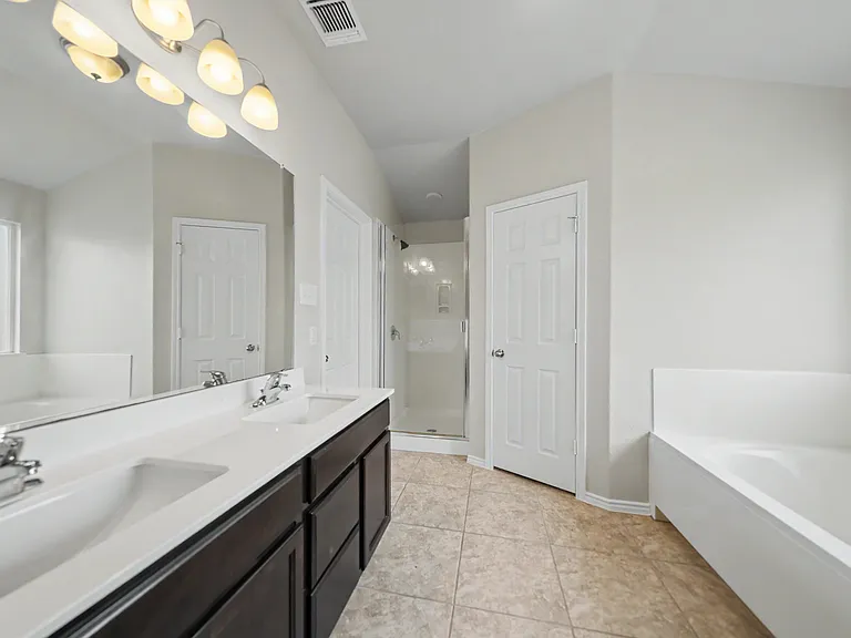 9405 Glynhill Ct — Photo 14