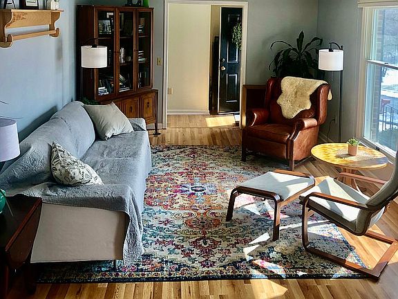 Bright & airy living room