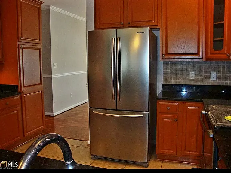 403 Saint Dunstans Ct — Photo 4