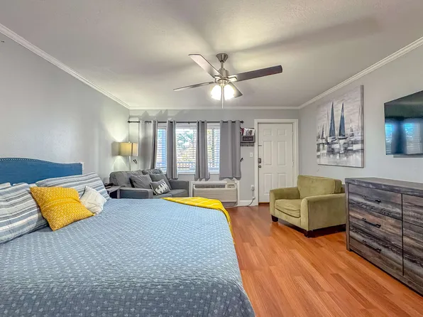 405 Dunwoody St APT 9, Tallahassee, FL 32304