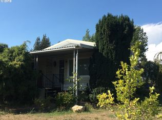 292 NE Scenic St, White Salmon, WA 98672