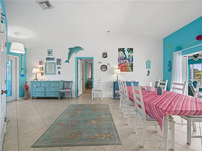1408 SW 23rd St — Photo 14