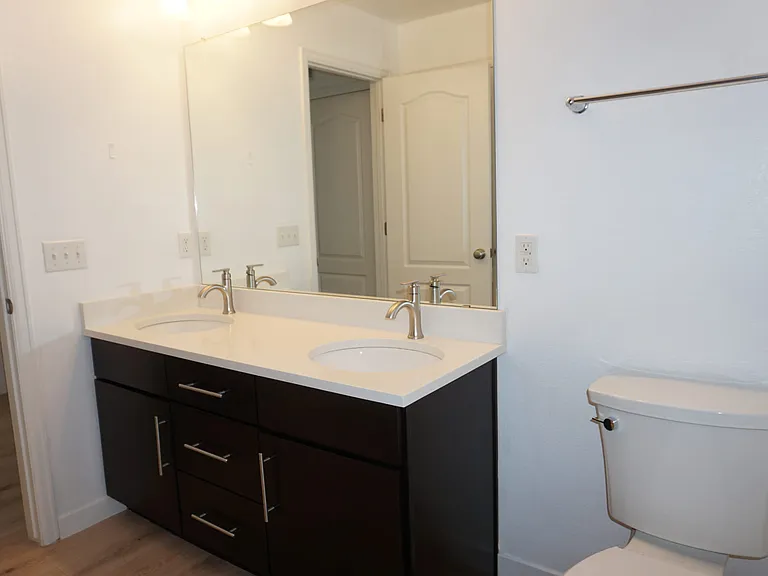7952 E 49th Pl — Photo 11