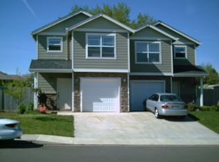 135 SW Hendricks St, Sublimity, OR 97385