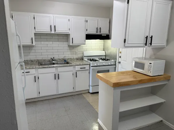 114 Poppy St APT 2, San Antonio, TX 78203