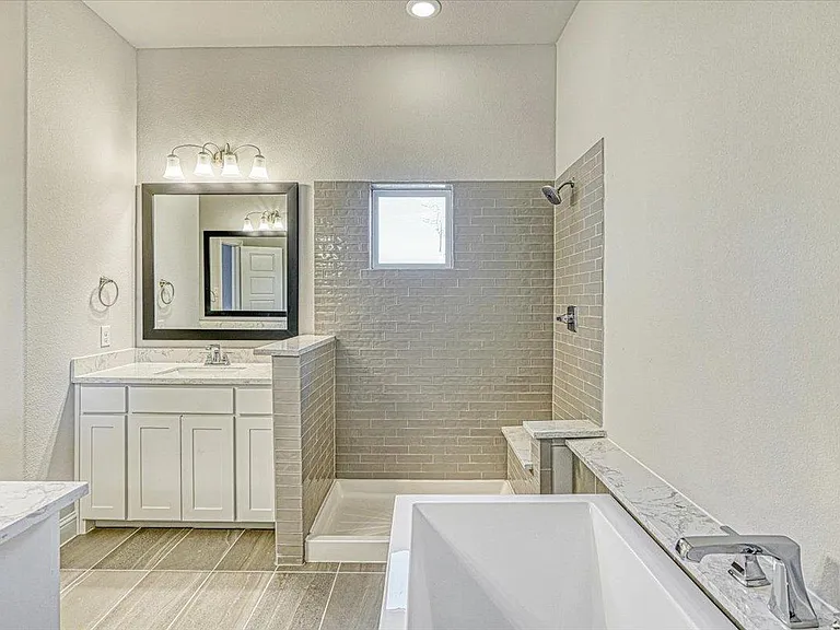 4932 McKinney Hollow Dr — Photo 28