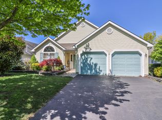 91 Foxwood Rd, Lakewood, NJ 08701