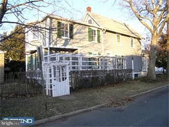 4th image of 468 Washington Ave