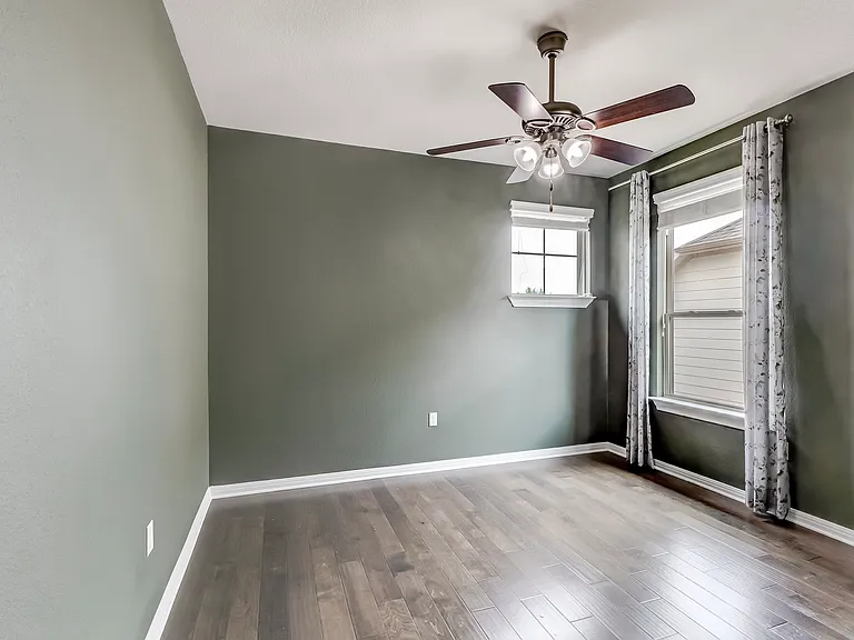 10115 Ida Grove Ln — Photo 18