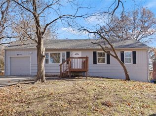 8605 Spring Valley Rd, Raytown, MO 64138