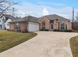 9333 Vista Cir, Irving, TX 75063