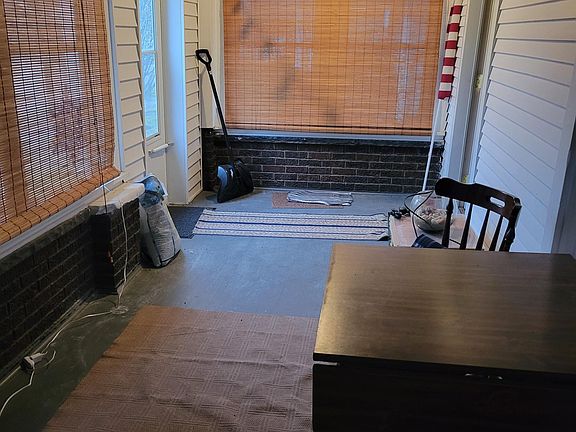 Inclosed Front Porch