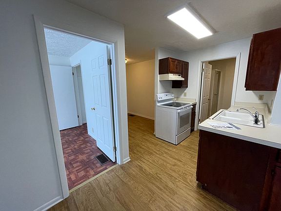5th image of 202 W Mitchell St #1B-1BA