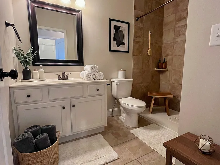 Eagle View Luxury Apartments — Photo 189